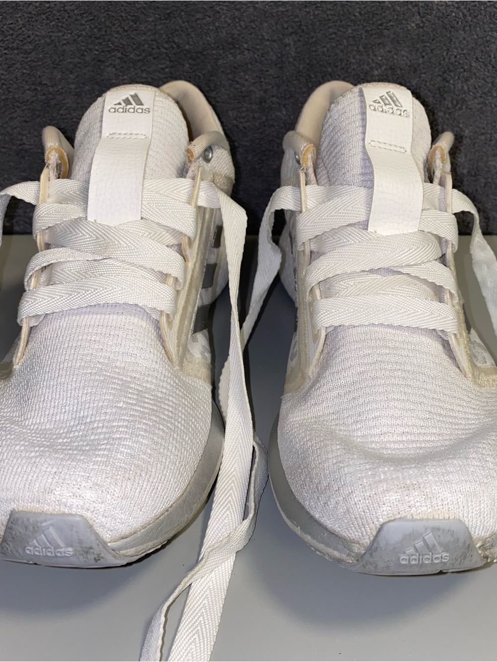 adidas Edge Lux 4 White Cheetah Metallic Silver Running Shoes Size 10 S42498 - Picture 5 of 12
